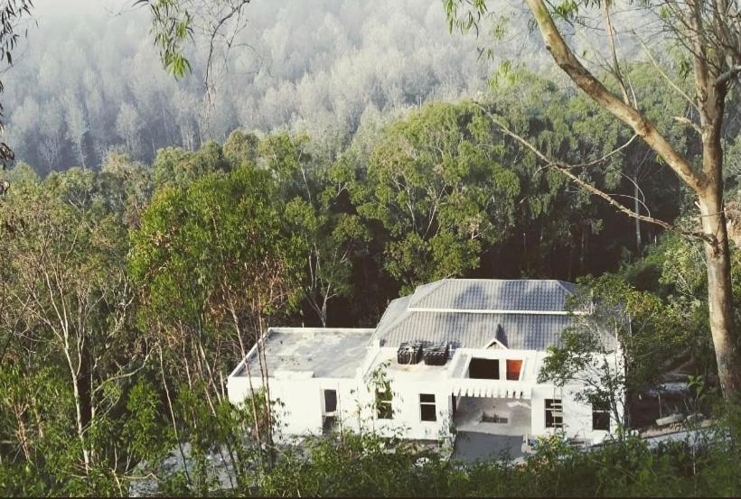 Sherva Stellar Resort Yercaud Bagian luar foto
